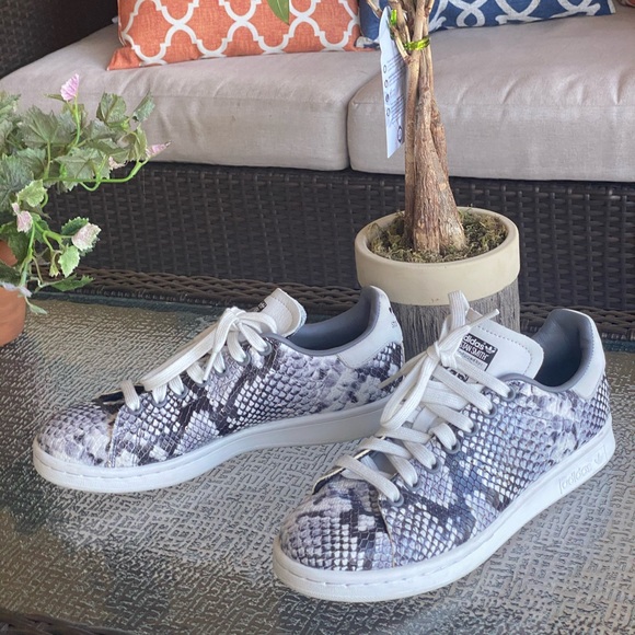 adidas Shoes - Adidas Stan Smith Black & White Snakeskin Sneakers